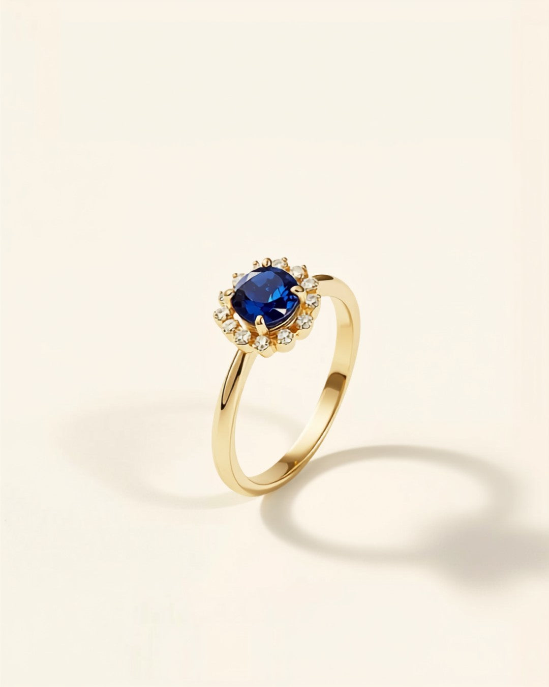 Bague Halo Saphir vermeil or — Carron et Olivier