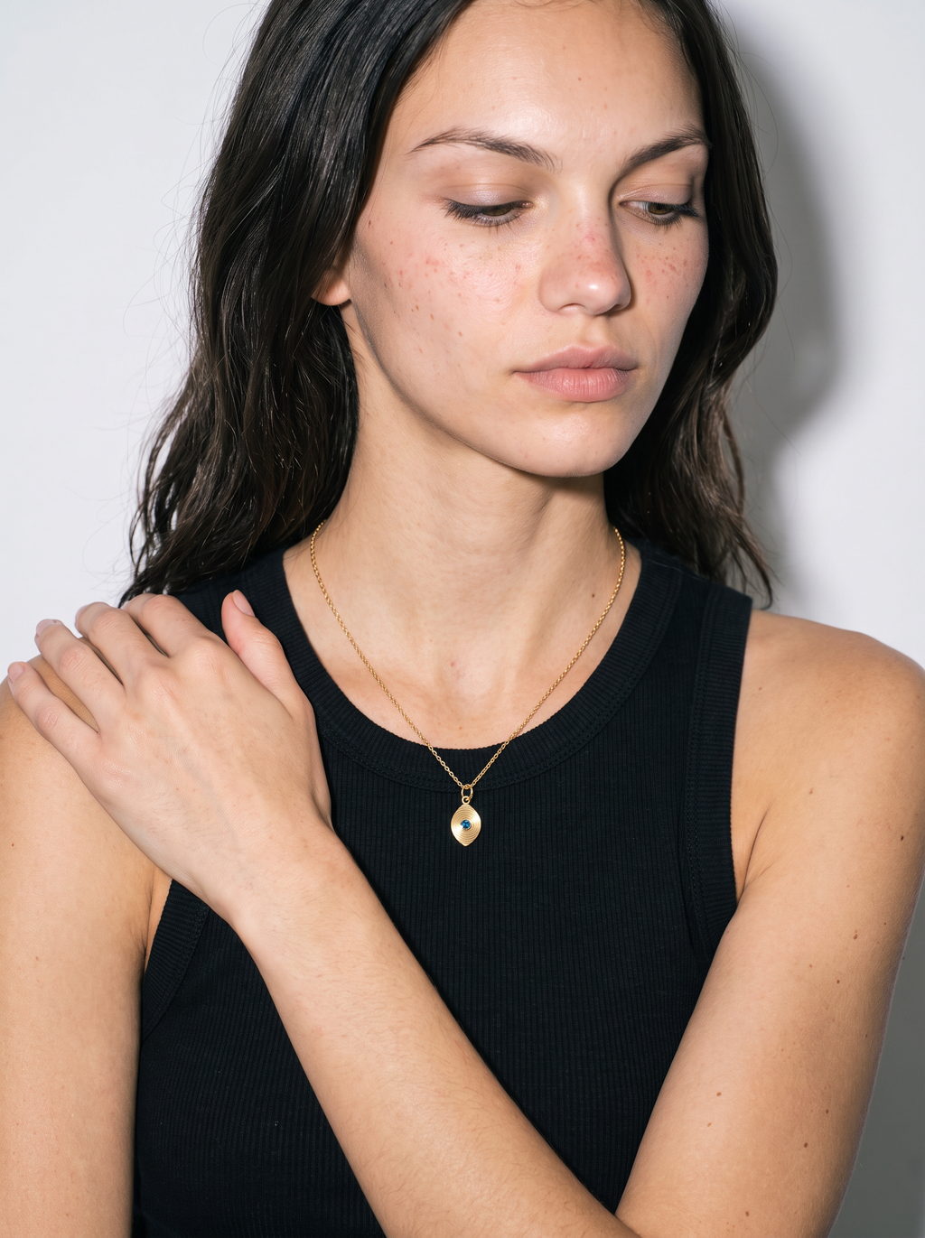 Collier Œil Bleu porté
