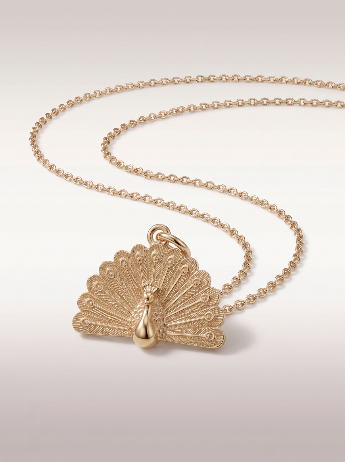 Collier Paon — vue trois-quarts