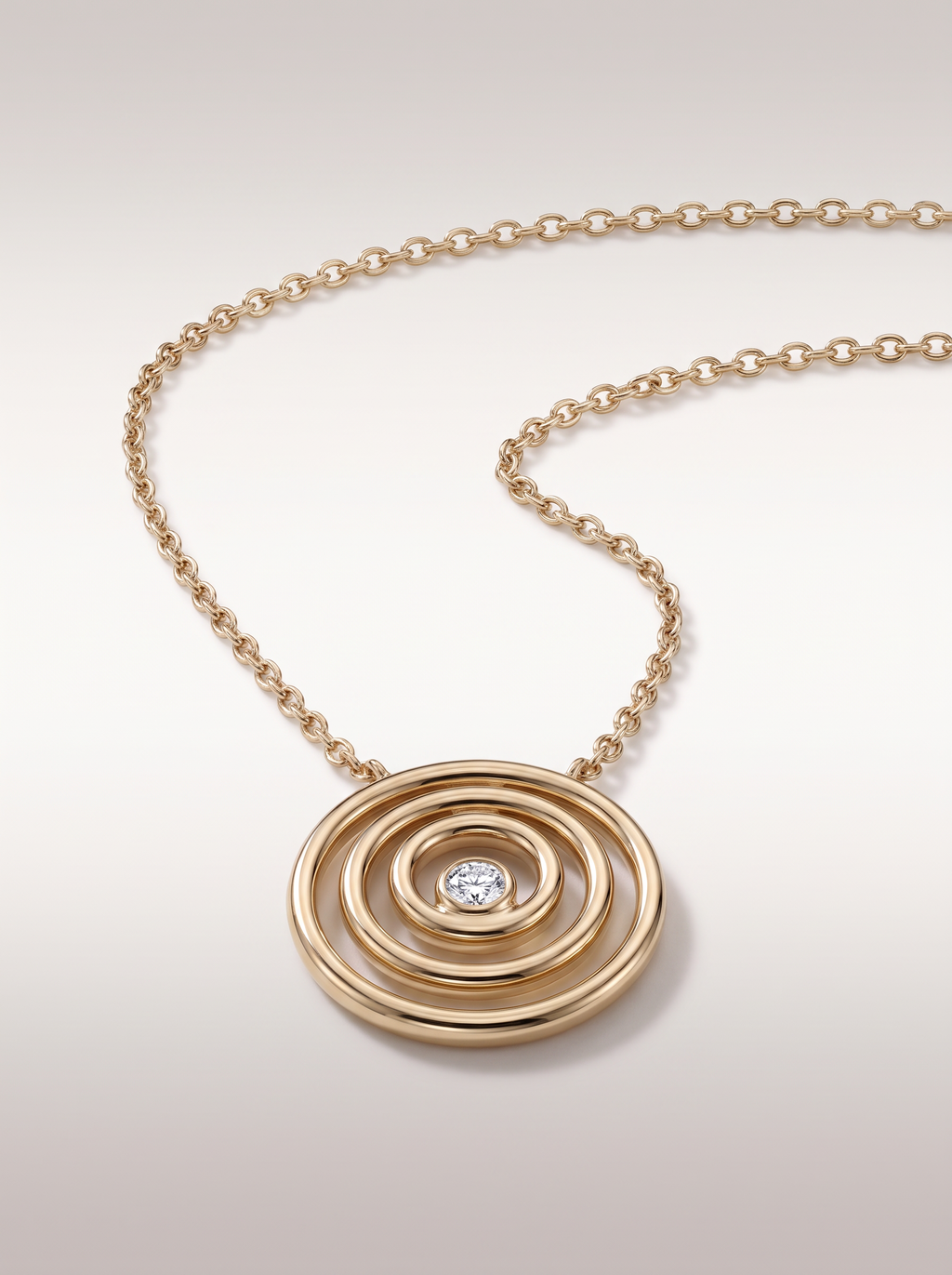 Collier Spirale — vue trois-quarts