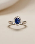 Bague Halo Saphir — Carron et Olivier