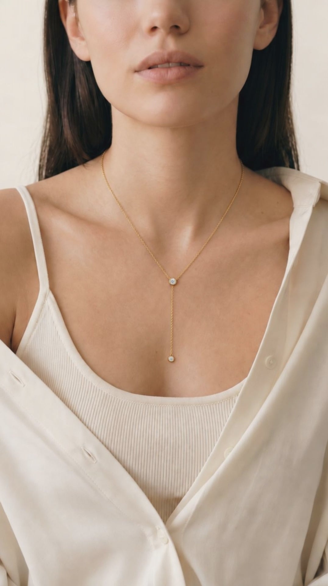 Collier Aplomb porté, vidéo